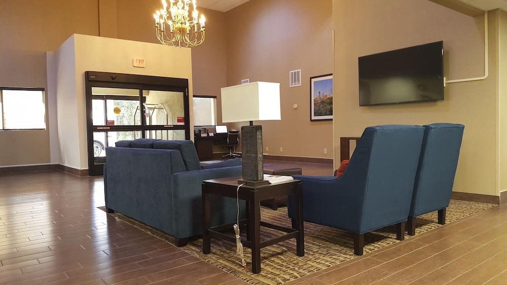 Comfort Suites Knoxville Airport Alcoa Exterior photo