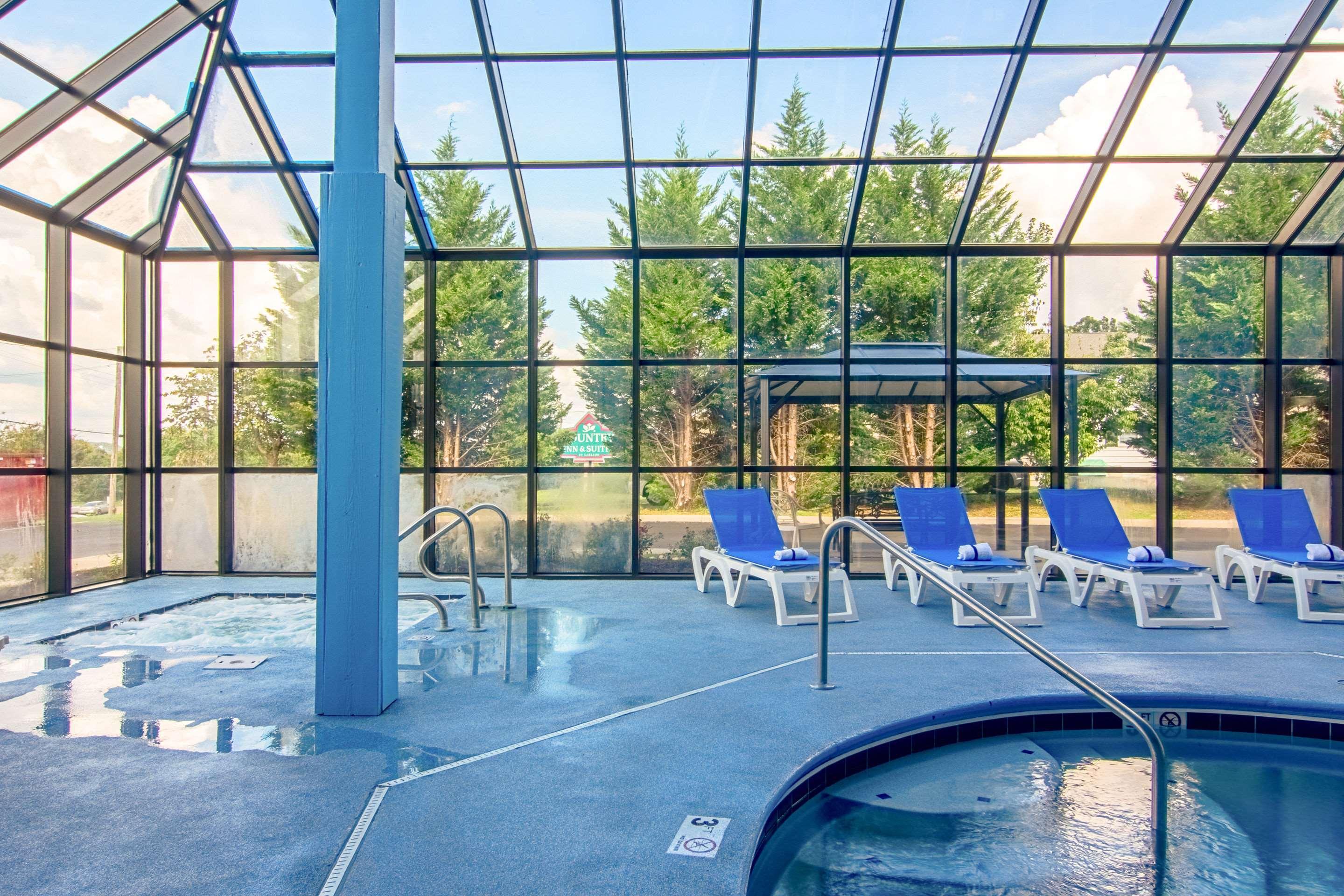 Comfort Suites Knoxville Airport Alcoa Exterior photo
