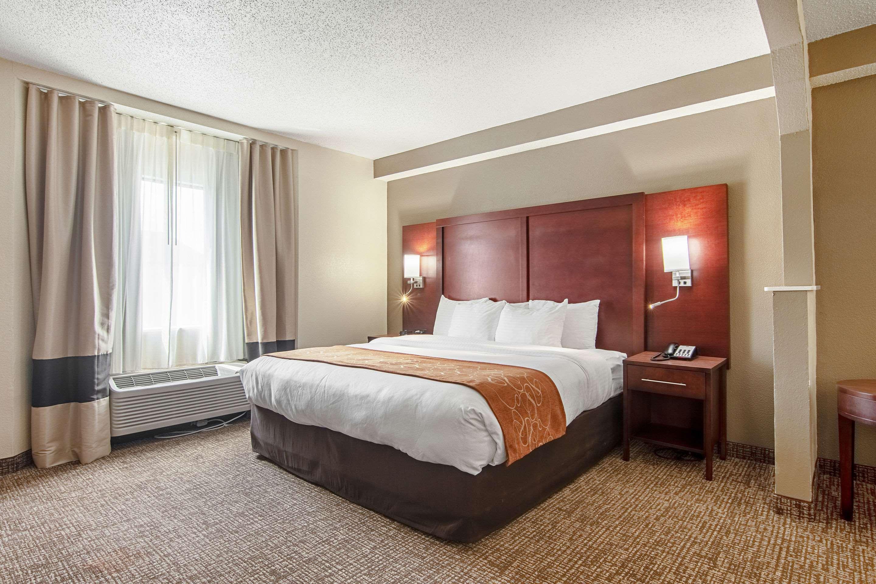 Comfort Suites Knoxville Airport Alcoa Exterior photo