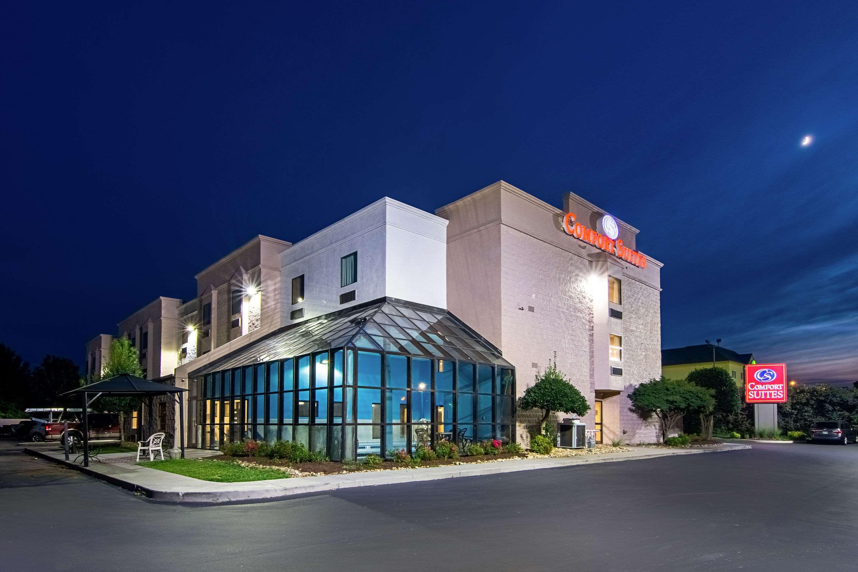 Comfort Suites Knoxville Airport Alcoa Exterior photo