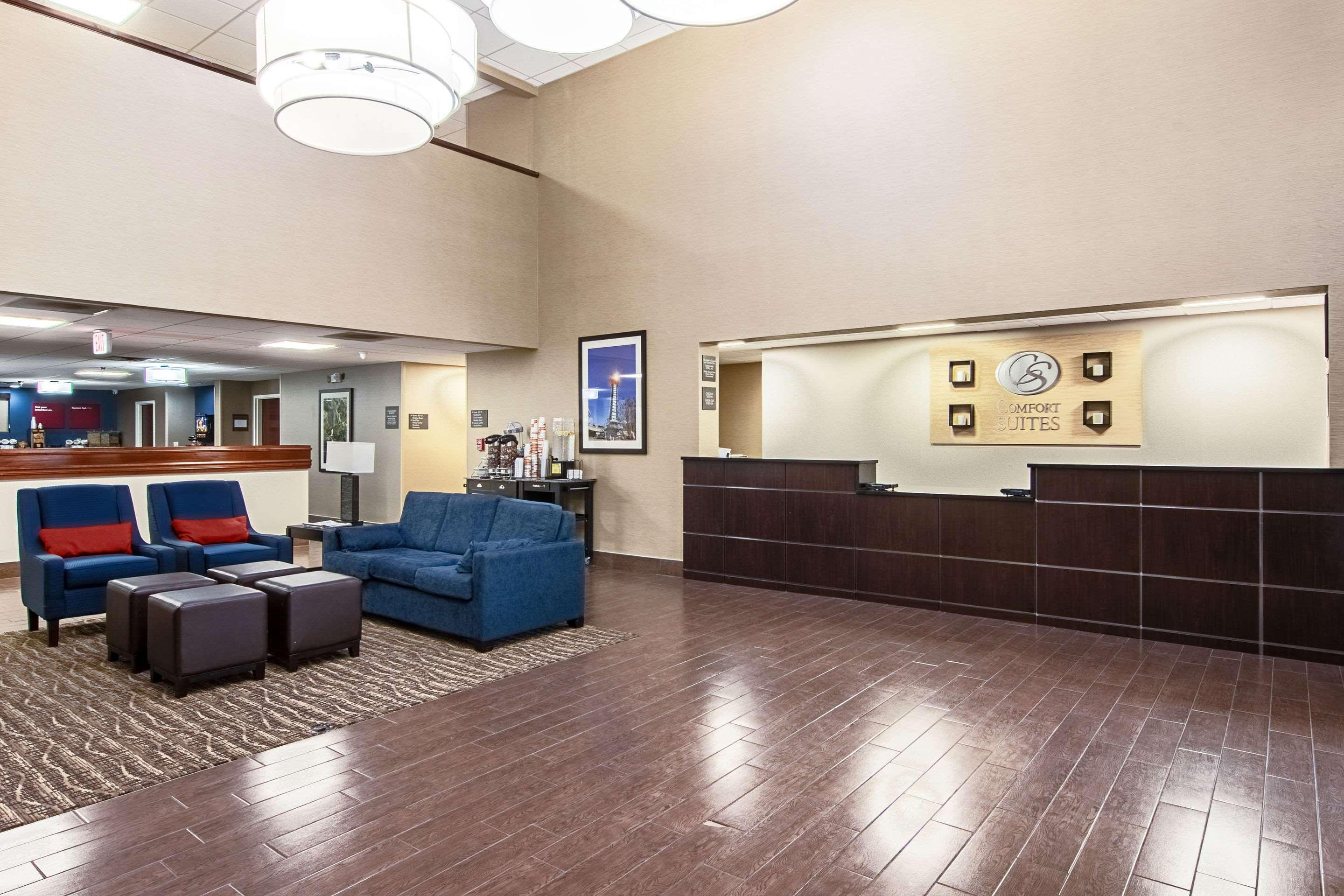 Comfort Suites Knoxville Airport Alcoa Exterior photo