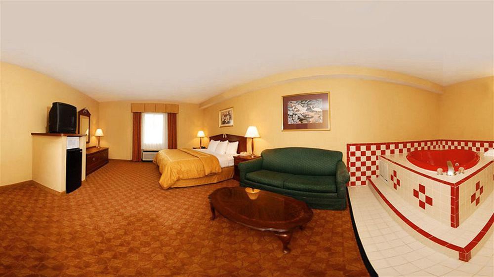 Comfort Suites Knoxville Airport Alcoa Exterior photo